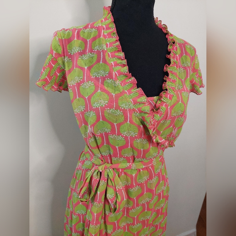 Lily PULITZER Floral Wrap Dress in Pink and Green SIZE 10 - Picture 2 of 6